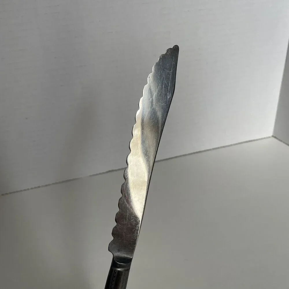 WM A ROGERS BERKELEY SILVERPLATE SERRATED WEDDING CAKE KNIFE MONOGRAM ENGRAVE N